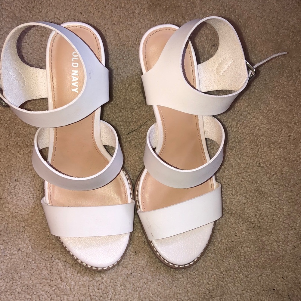 Women’s White sandals with chunky heel